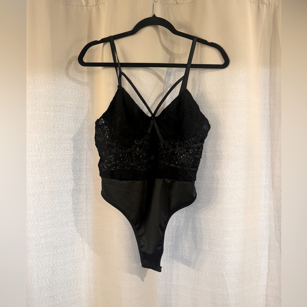 MISSGUIDED Black Lace Bodysuit